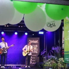 "Peifedeggel" live am Weinfest-Sonntag