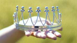 Krone der Weingräfin d. Leiningerlandes