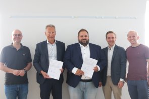 Gruppenbild von links: Marco Creutz, Klaus Wagner, Tobias Lemke, Tim Buchmann, Sebastian Euler